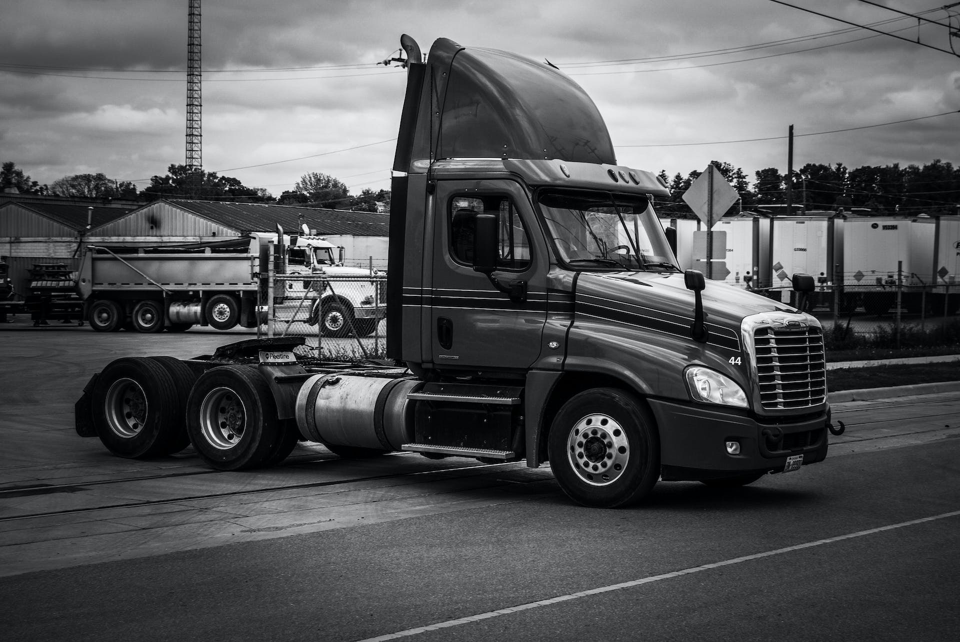 Tracteur routier : pourquoi et quel permis faut-il pour le conduire ? © Jeffrey Robb, Pexels